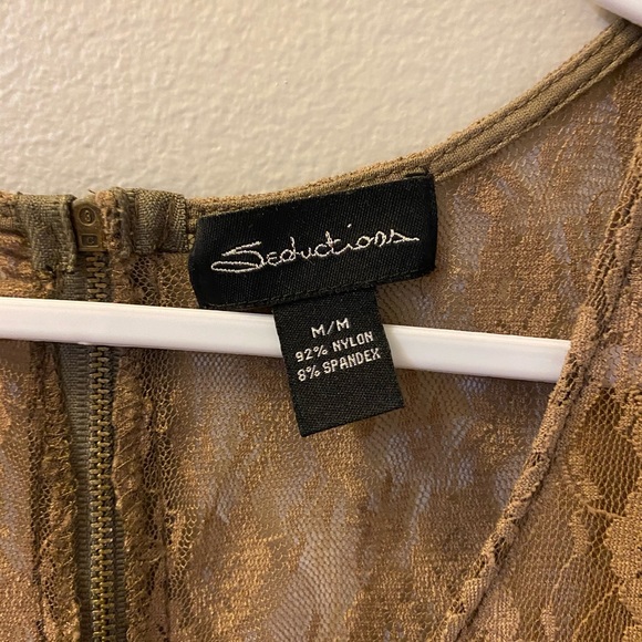 Seductions bodycon lace dress - Picture 3 of 4